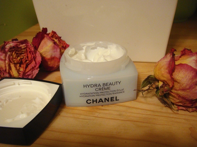 Review: Chanel Hydra Creme | Peonies & Pale Skin
